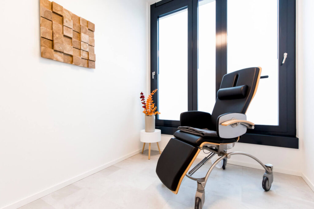 Zimmer-Aufwachraum-comp